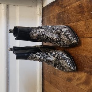 Snakeskin western boots